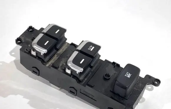 KIA Carens III Electric window control switch 93570A4310