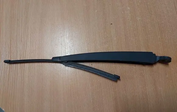 Seat Leon (1P) Rear wiper blade arm 