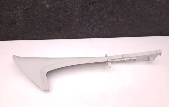 Man TGE 1gen (B) pillar trim (bottom) 7C0867270