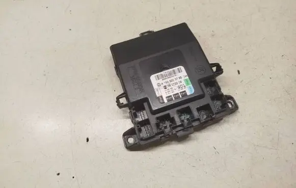 Mercedes-Benz GL X164 Door control unit/module a1648203785