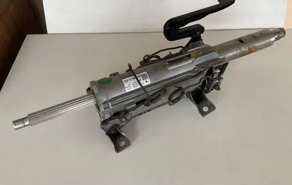 Audi A4 S4 B9 Steering wheel axle 8W0419502F