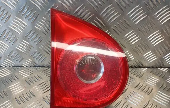 Volkswagen Golf V Tailgate rear/tail lights 1K6945093G 89032904 89031766