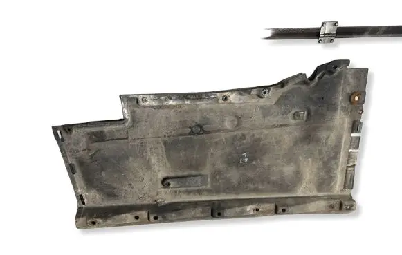Audi A7 S7 4G Side bottom protection 4G0825207