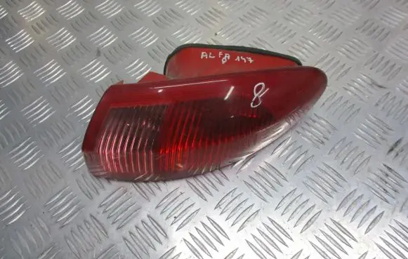 Alfa Romeo 147 Rear/tail lights