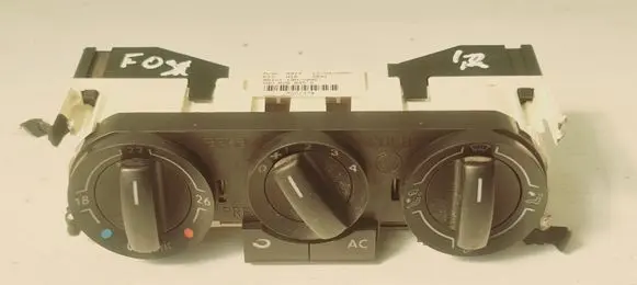 Volkswagen Fox Climate control unit 6Q0820045G