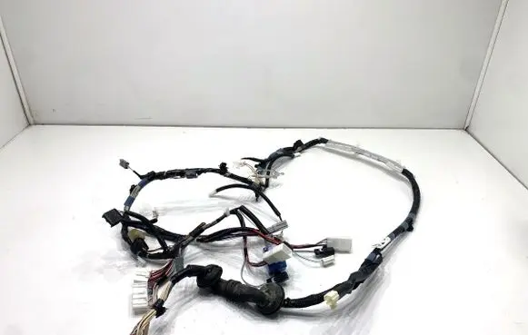 Toyota RAV 4 (XA40) Tailgate/trunk wiring harness 