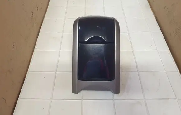 Cup holder front