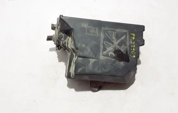 Fuse box set