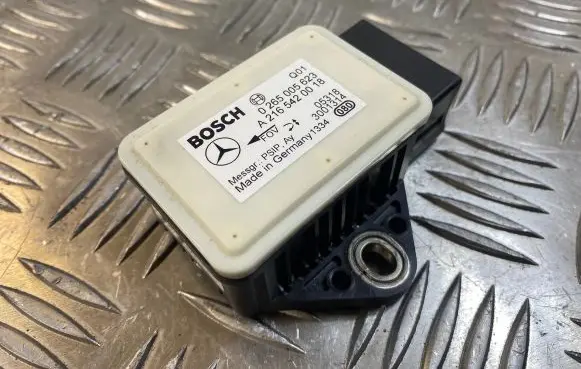 Mercedes-Benz B W245 ESP acceleration yaw rate sensor 0265005623