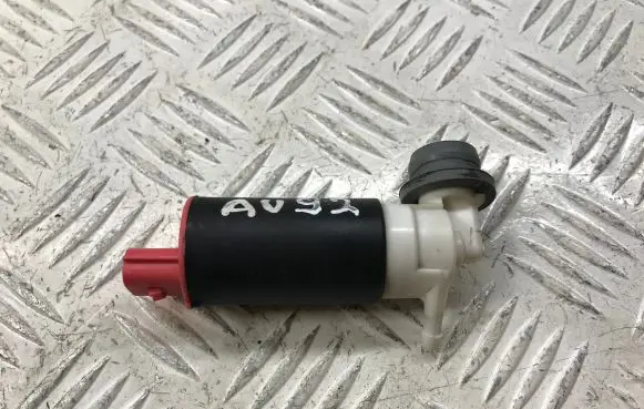 Toyota Avensis T250 Windscreen/windshield washer pump 8534005011 8534005010