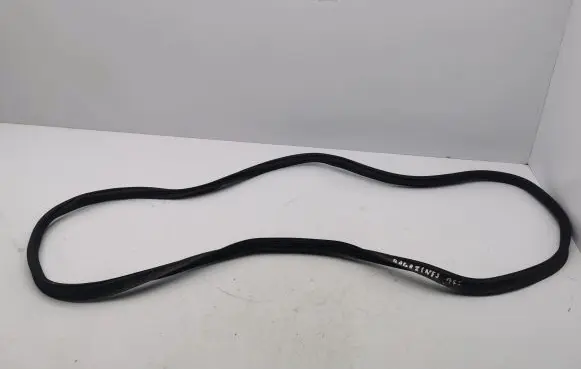 Volkswagen Golf VIII Trunk rubber seal (body) 5H6827705B