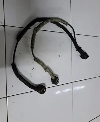 Volvo XC70 Detonation knock sensor 0261231142