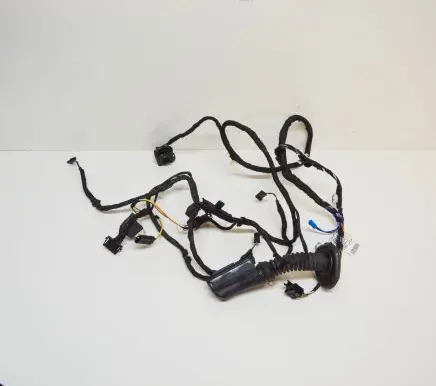 BMW 4 F36 Gran coupe Front door wiring loom 9325900