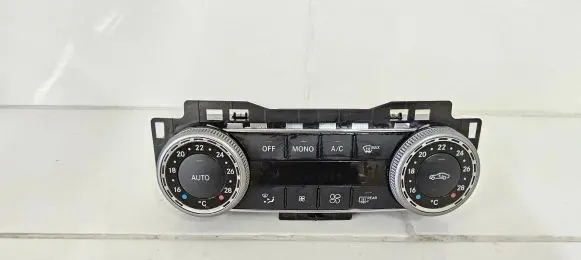 Mercedes-Benz C W204 Climate control unit 2049002103 SW200902 Q01HW2109