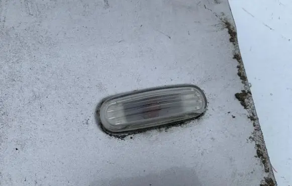 Fiat Idea Front fender indicator light