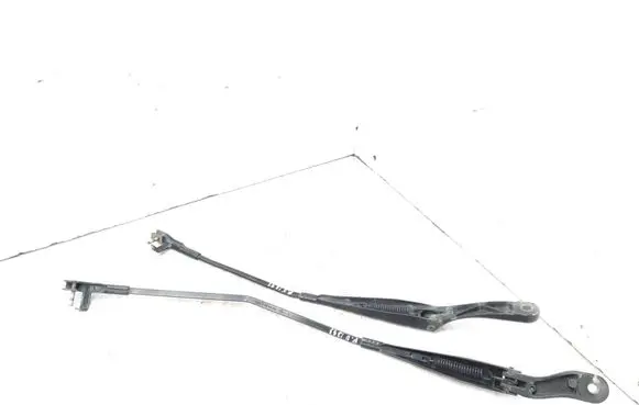 Alfa Romeo 159 Front wiper blade arm 60699859 60699861