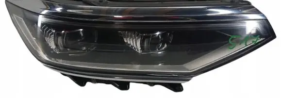 Volkswagen PASSAT B8 Headlight/headlamp