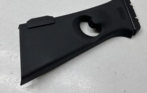 BMW X1 F48 F49 (B) pillar trim (top) 51437332815