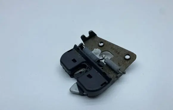 BMW 5 F10 F11 Seat back rest lock catch 7112864