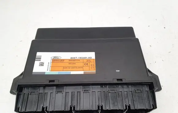 Ford Kuga I Comfort/convenience module 8M5T19G481AD nr9162