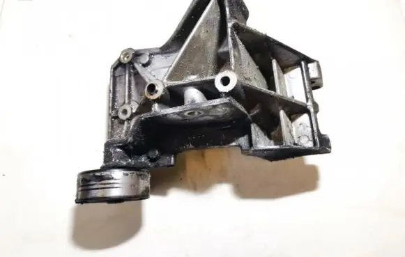 Citroen C5 Engine mounting bracket 9643834880 96348170