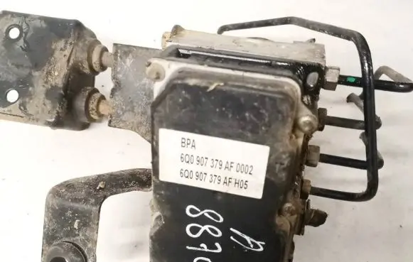 Volkswagen Polo IV 9N3 ABS Pump 6q0907379af