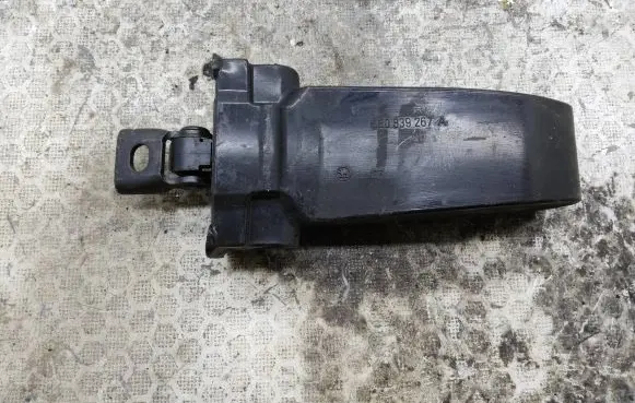 Skoda Octavia Mk3 (5E) Rear door check strap stopper 5E0839267A