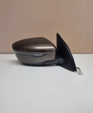 Nissan Qashqai Front door electric wing mirror E11038139