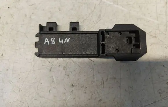 Audi A8 S8 D5 Aerial antenna amplifier 4M0907247