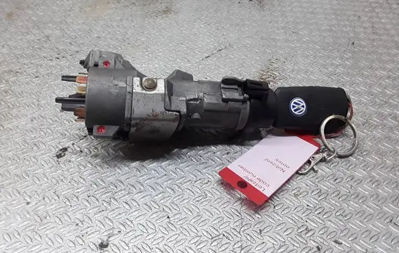 Volkswagen Polo IV 9N3 Ignition lock 4B0905851Q