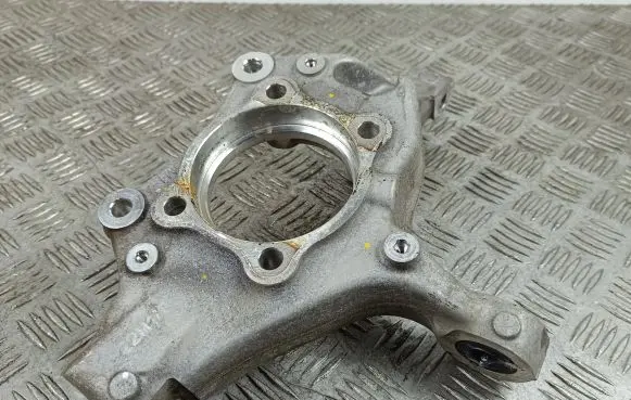 Hyundai Ioniq 5 Front wheel hub