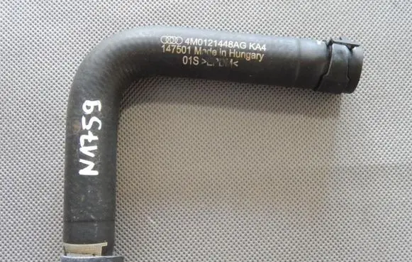 Audi Q7 4M Engine coolant pipe/hose 4M0121448AG