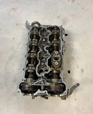 BMW X5 E70 Engine head 7573936 N63 1-4Cyl