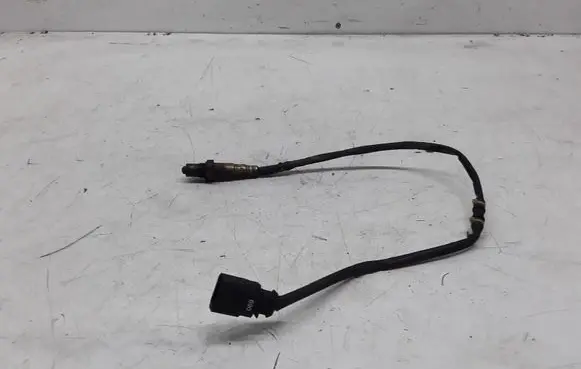 Volkswagen PASSAT B6 Lambda probe sensor 06F906262