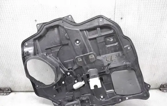 Mazda 5 Front door window regulator with motor