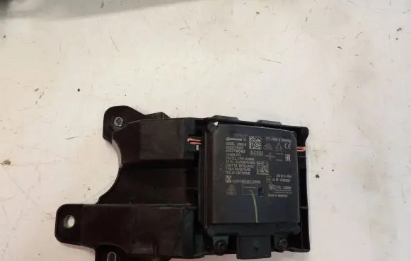 Renault Captur Distronic sensor radar 284E78760R 1741158699 002207170022A