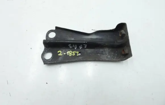 Audi A3 S3 8P Fender mounting bracket 8P7805201