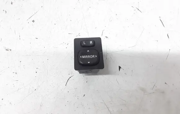 Toyota Avensis Verso Wing mirror switch 183574