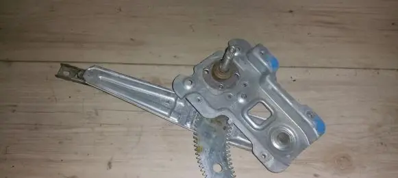 Nissan Micra Sliding door window regulator with motor