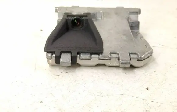 Mercedes-Benz C W204 Windshield/windscreen camera A0009057302 0009057302