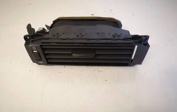 Volvo V70 Dashboard side air vent grill/cover trim 30643314