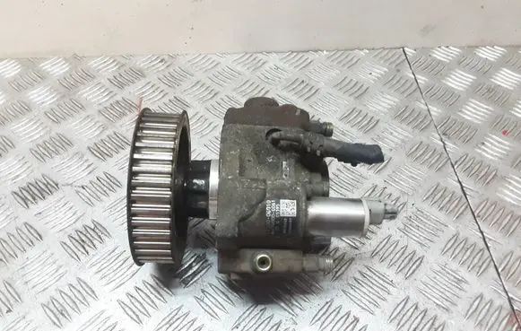 Toyota Corolla E120 E130 Fuel injection high pressure pump 221000G010