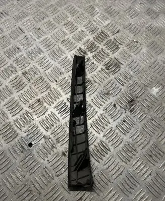 KIA Sorento Front bumper corner part panel trim 