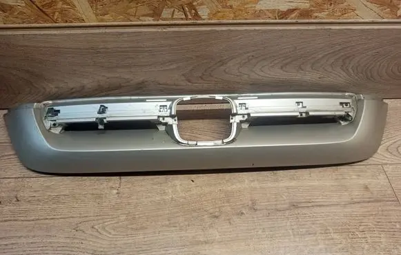 Honda CR-V Front grill 71128SWWG0