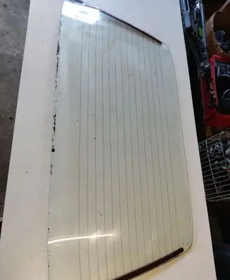 BMW 3 E30 Rear windscreen/windshield window 43R000981