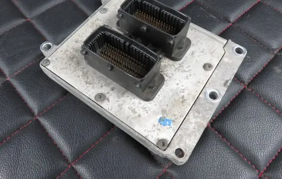 Saab 9-3 Ver2 Engine control unit/module 55565020 863232AC00