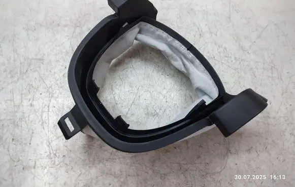 Fiat Freemont Steering wheel column trim