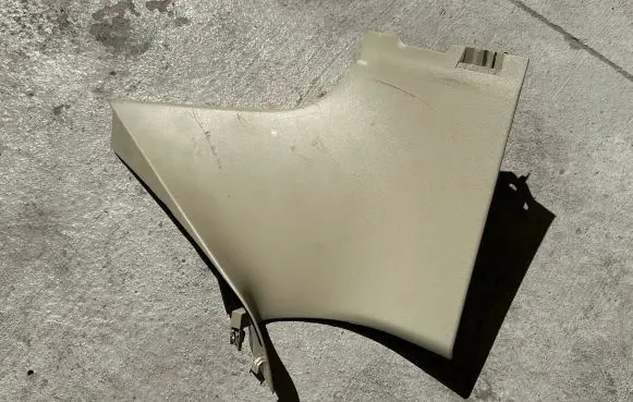 Volvo V60 (D)pillar trim (top) 31102007