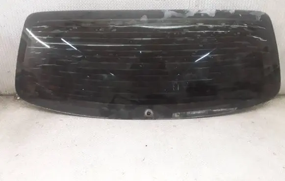 Volkswagen Touran I Rear windscreen/windshield window