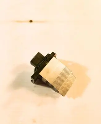 Hyundai Tucson TL Heater blower motor/fan resistor